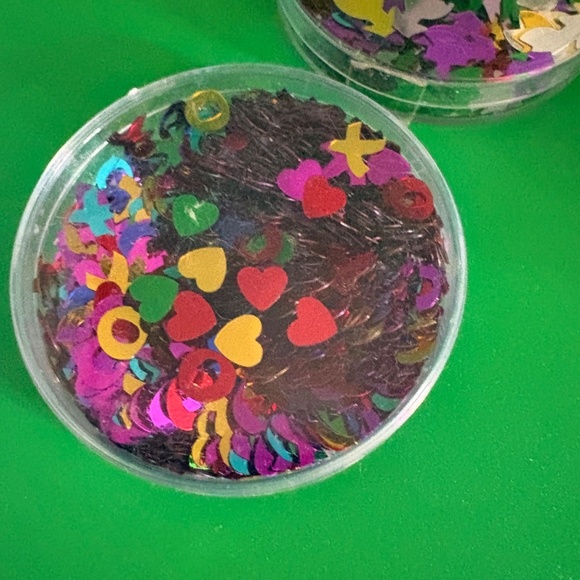 Multicolored Shaped Glitter - 7 0.5 oz containers plus 0.2 oz - Picture 4 of 10